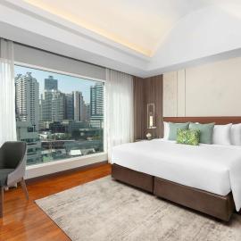 Novotel Living Bangkok Sukhumvit Legacy