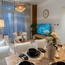 Luxery 2BR - Al Reem Escape