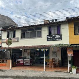 Hostal Yesmi Lucey