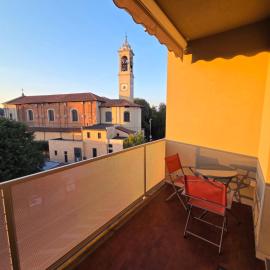 Milan Suburban Escape -Family Apartment, hotel em Arcore