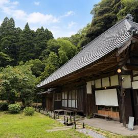 Viesnīca 雨ト月 ametotsuki -里山の四季に包まれる古民家宿-焚き火と竈門とBBQ- pilsētā Chōnan