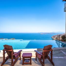 Relaxing 3BR Ocean-View Condo | 2 Balconies