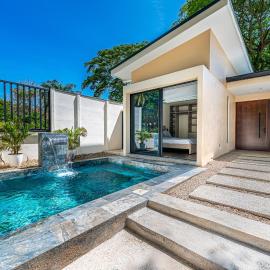 Modern Playas del Coco Home w/ Pool & Patio!, hotel in Carpintero