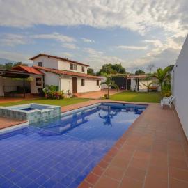 Villa angelica, Hotel in Los Patios