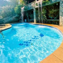 ESCAPE PARA O PARAISO, Casa Mobiliada com PISCINA e Salão de jogos, 300mt da PRAIA