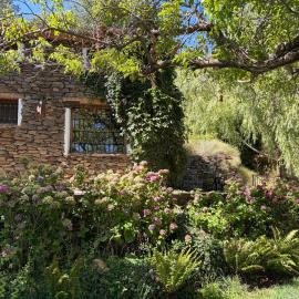 Las Casas del Nogal - La Casita en Sierra Nevada, hotel v destinaci Güéjar-Sierra