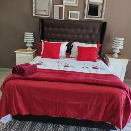 Midvaal Guesthouse, готель у місті Meyerton
