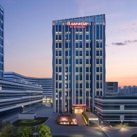 Ramada by Wyndham Luzhou Longmatan、瀘州市のホテル