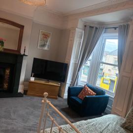 Chesters 157 South Shields Cosy Home - 2 minutes from metro -Contractors Welcome