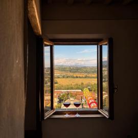 Eutuxia - the house on the bridge, hotel v destinácii Peccioli