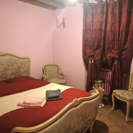 Bedroom, bathroom and enclosed courtyard
