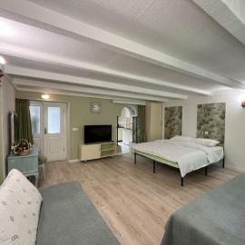 A beautiful apartment for rent in Khashuri on a daily basis, hotel em Khashuri