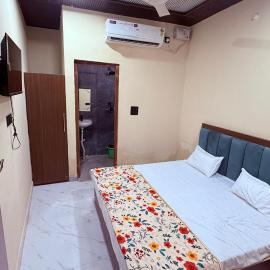 Sarovar Home Stay