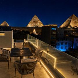 Prince Pyramid HoteLL, хотел в Кайро