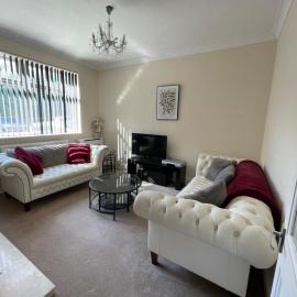 The Cosy Nest, Hotel in Overseal