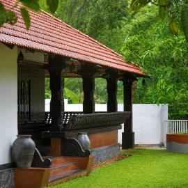 Ben & b's Riverside Group Retreat, Pooyamkutty, hotell i Kuttampuzha