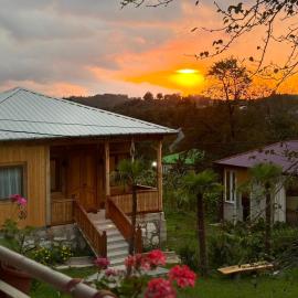 Guest House Balda، فندق في مارتيفيلي