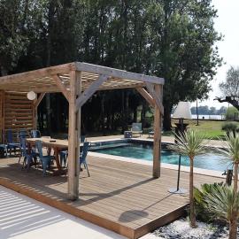 Grande longère bordelaise en bord de Garonne, hotell i Camblanes-et-Meynac