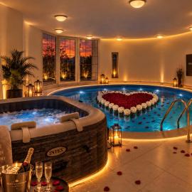 Black Dragon Haven Luxury Villa with Pool, Sauna & Jacuzzi