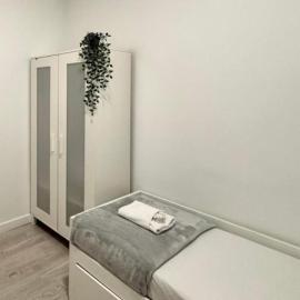 MBZ - Boutique Bed Space – hotel w mieście Muşaffaḩ