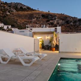 La Hoya 47 - Casa con piscina en Zuheros