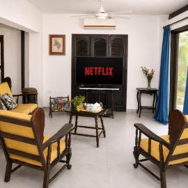 Tekoporã - Casa de 3 Hab con amplio Jardín y Piscina, Parrilla, WiFi, Parking