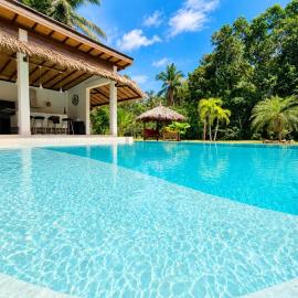 Villa Aphatcha - Private 5BR Pool Villa