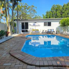 Private Pool Home 5 Min Drive to Mooloolaba Beach
