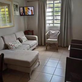 Casa Entera Equipada en el Sur Facturamos, hotel em San Isidro de los López