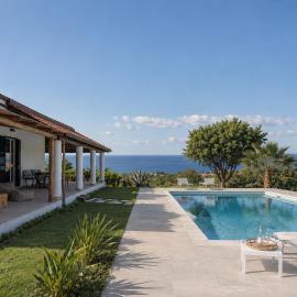 Villa Serenità - with private pool and ocean view