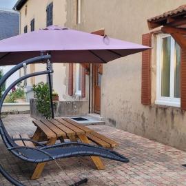 Appartement Rez de Chaussé, proche du centre, hotel en Dompierre-les-Ormes