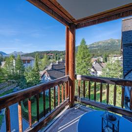 Apartment with mountain view and spa access，倫策海德的飯店