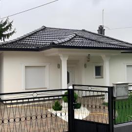 Indjija Wirlpool Sauna, Hotel in Jarkovci