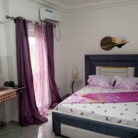 Chambre meublé B&D: Douala şehrinde bir otel