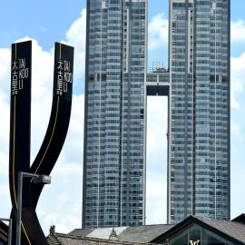 INVIS Urban High-rise Suites