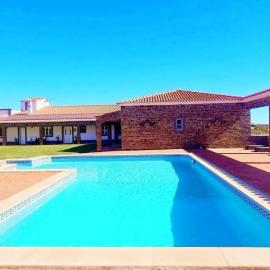 Casas do Monte, hotel v destinaci Giões