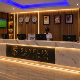 Skyflix Hotel & Suites, hotel en Idain Isaga