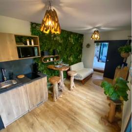 Le Petit Bambou, hotel di Carantilly