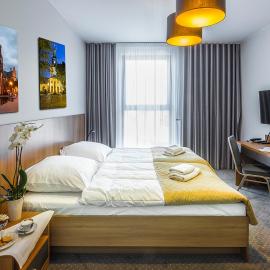 Hotel Garden, ξενοδοχείο σε Siedlce
