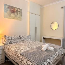 Spacious 4BR House in Gateshead Centre