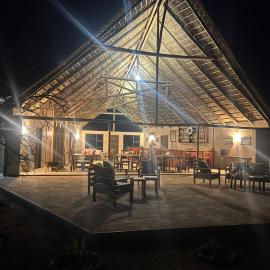Pi-Buddy Lodge and Bushcamp