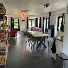 Appartement Weistraat, prachtig gelegen in de Betuwe in het dorpje Tricht, op loopafstand van de Linge