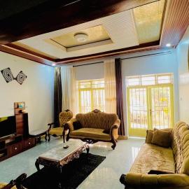 Bulanga Gwyne HomeStay