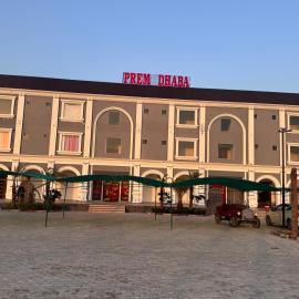 Prem Hotel Barnala, hotelli kohteessa Barnāla