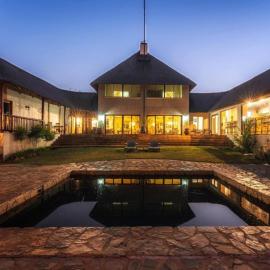 Komati Gorge Lodge, hotel i Carolina