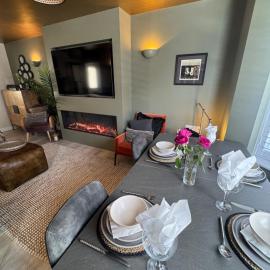 Modern detached Town House with parking