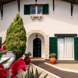 Delux LEIRIA Side