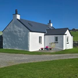 Hololoan Cottage, hotel i Bressay