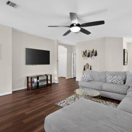 New! Spacious 3BR Retreat Near Fort Hood - Killeen