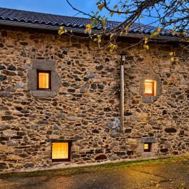 Casa Solle - Casa de montaña con encanto a 20 min de San Isidro, hotelli kohteessa Solle
